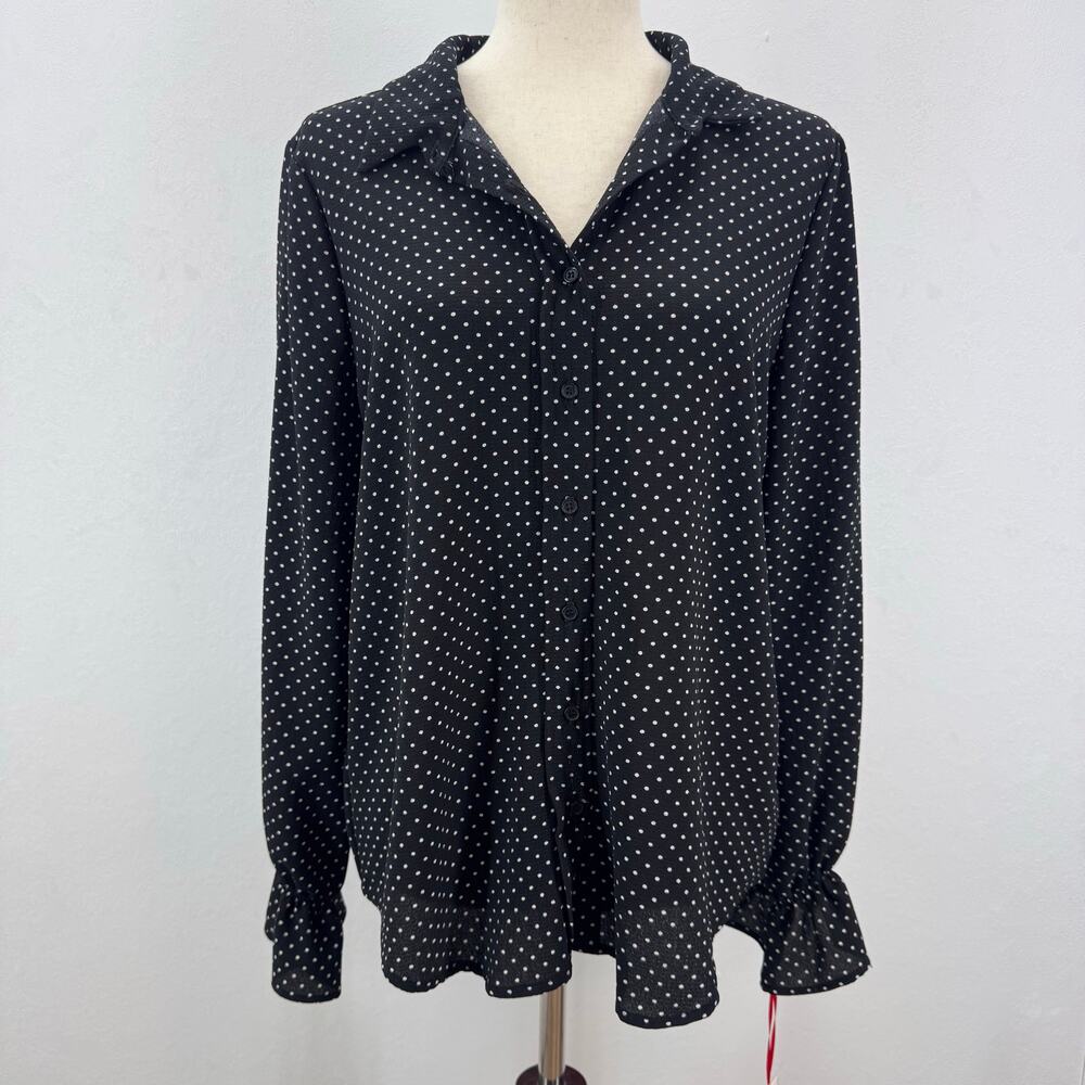 NWT ELLE Polka Dot Button Up Blouse Long Sleeve size M Casual Business Classic